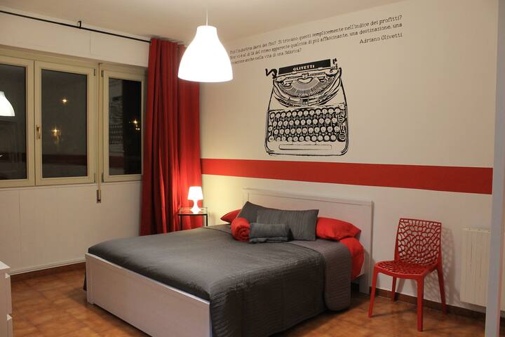 Ivrea la Bella - Affittacamere : Camera "Olivetti"