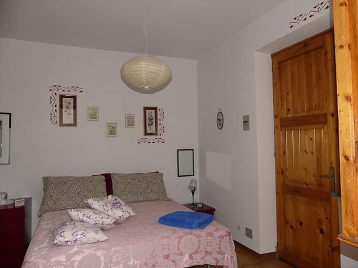 საძინებელი 2