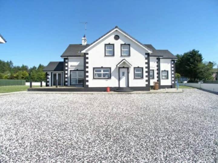 Forestside House | 7 bedrooms | Ballycastle | NI