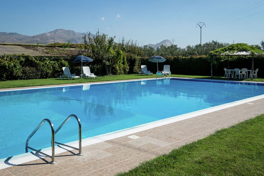 Holiday Home Swimming Pool