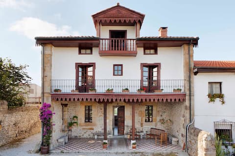 Spectacular Indianos mansion in Polanco