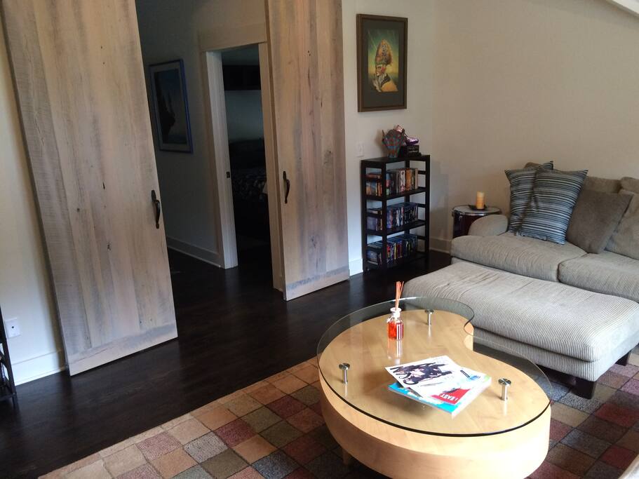 Guest living room