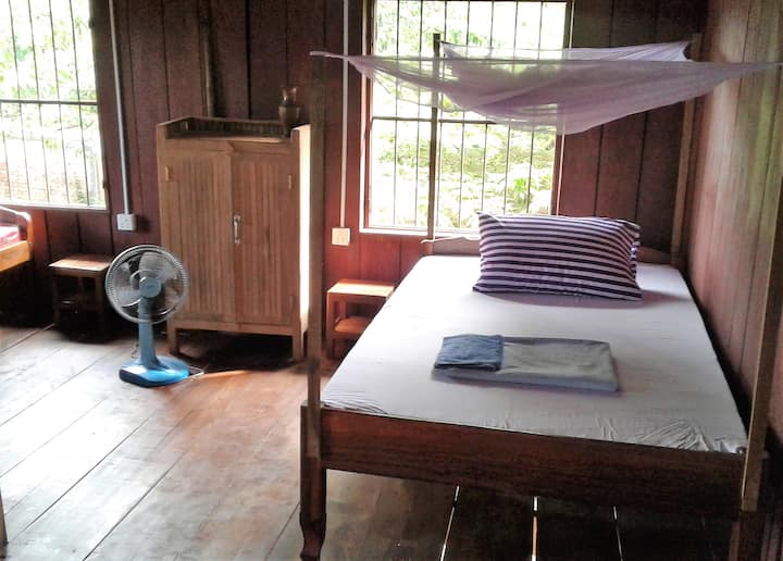 1 ห้องพร้อมเตียงเดี่ยว 2 หลัง