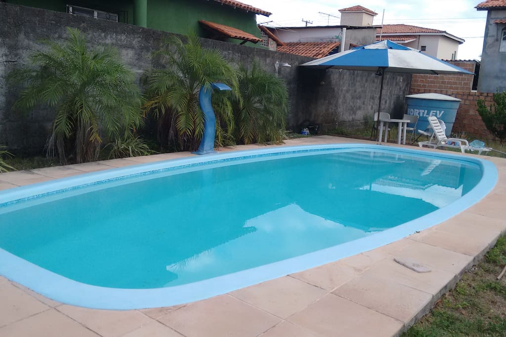 Piscina com 10,5m x 4,00m