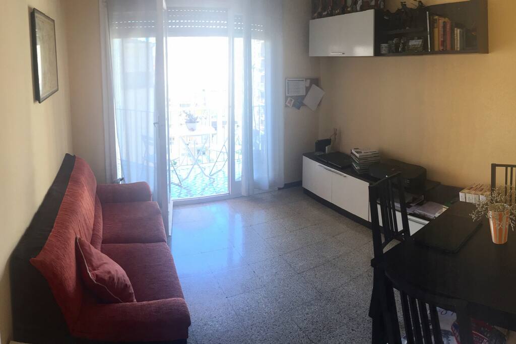Salón muy iluminado y fresco