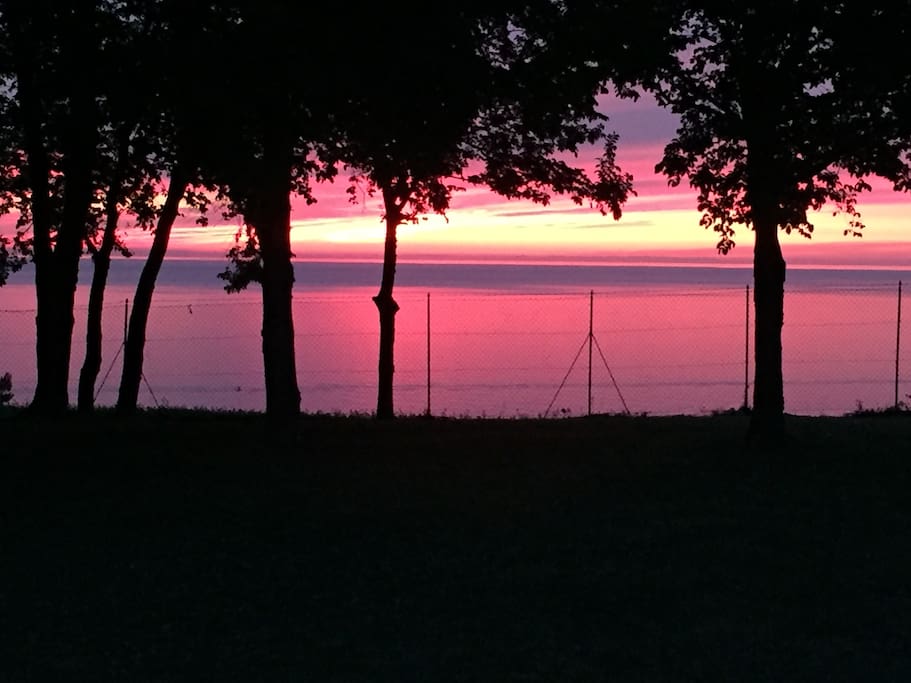 Alba sul mare