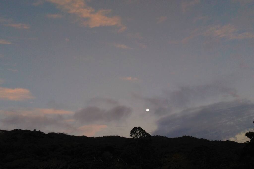 Vista para uma montanha