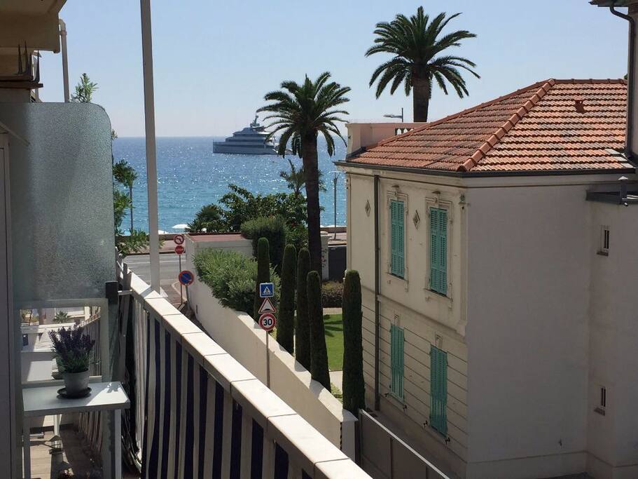 vue mer depuis la terrasse exposée sud
