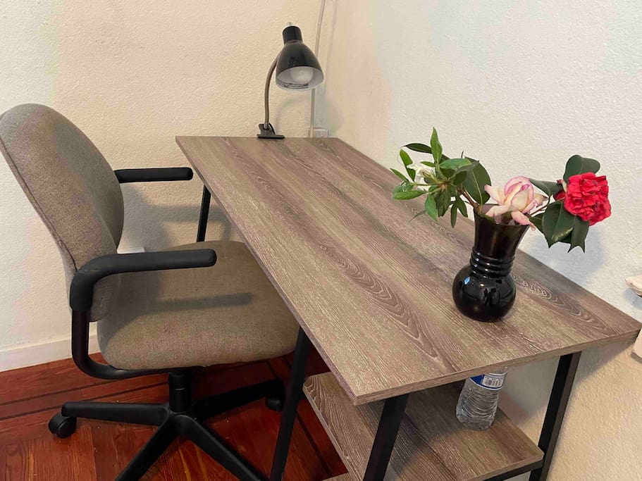 Nice private room in midtown