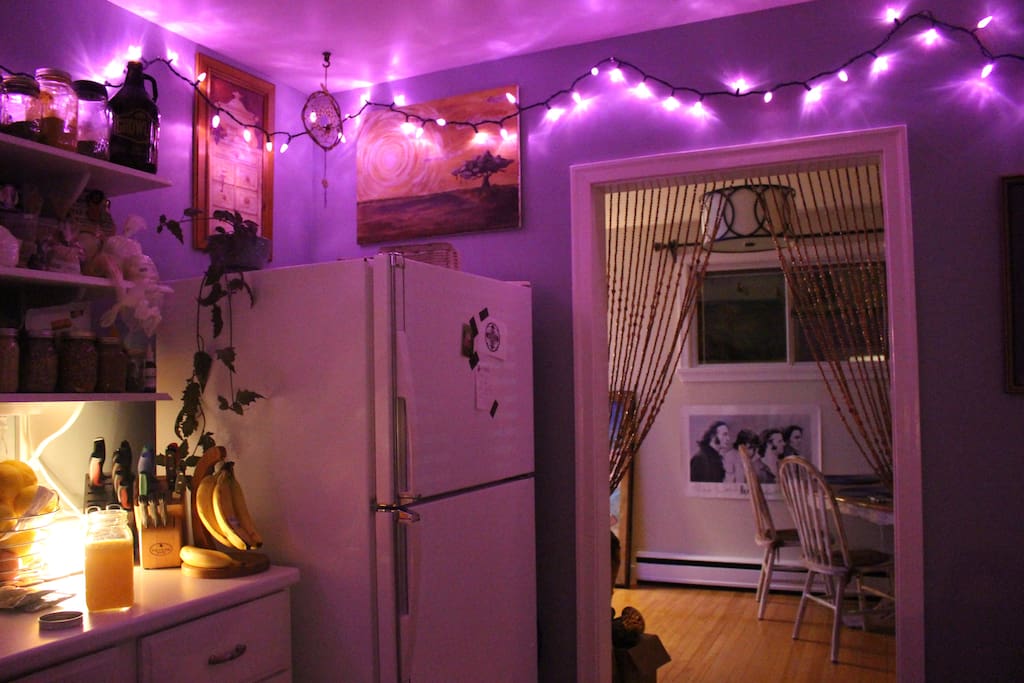 Glimpse of the kitchen.