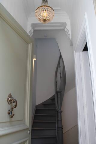 stadswoning/privé-parking/elektrisch laden gallery image 3