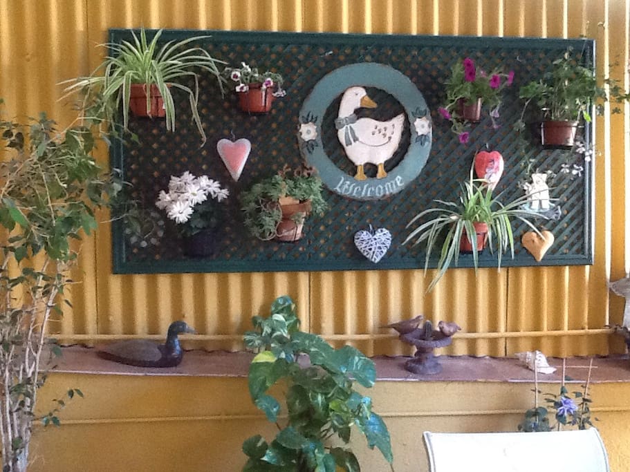 Una pared de la terraza, zona de desayuno