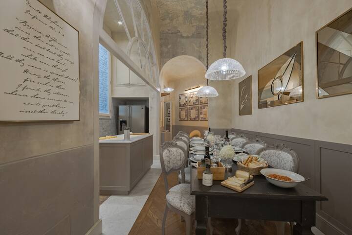 Unparalleled Views and Exceptional Style gallery image 2