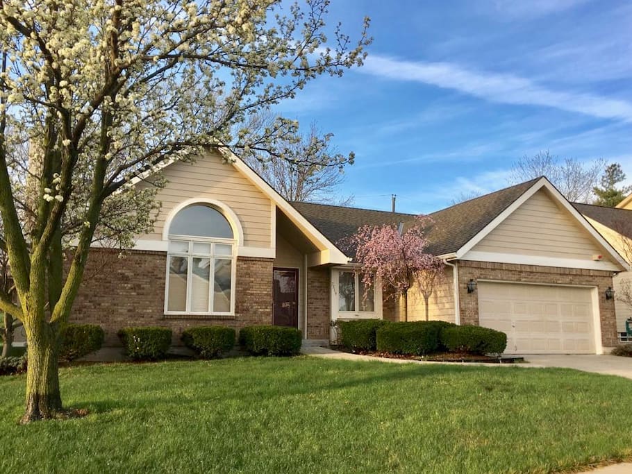 Top 100 Airbnb Rentals 2017 in Kansas City, Missouri