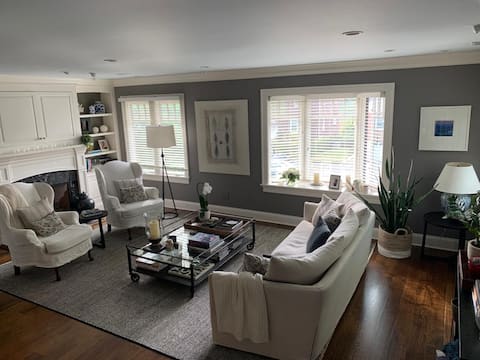 Luxury designer home with garage in Greenwich