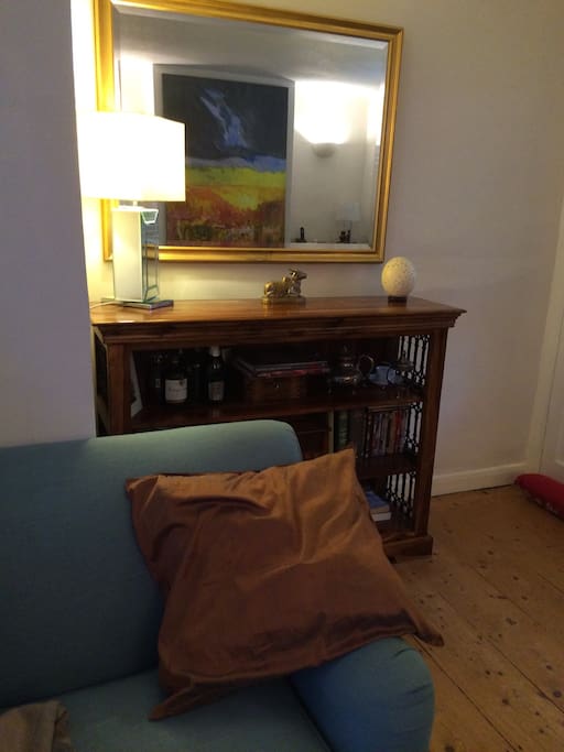 Large sitting room