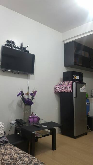 we have wifi pldt and tv plus only for local channels.