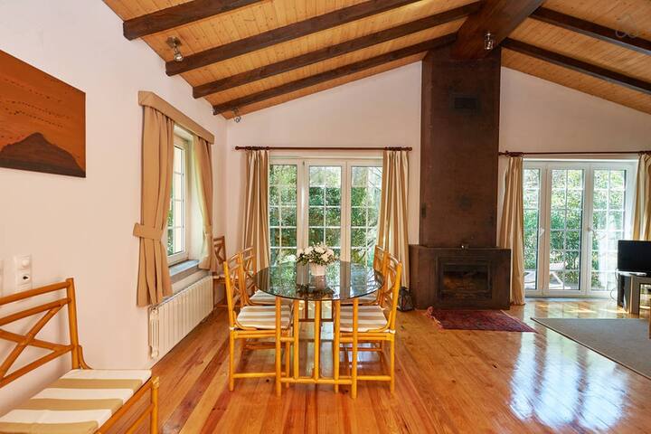 Cosy house in the nature gallery image 4