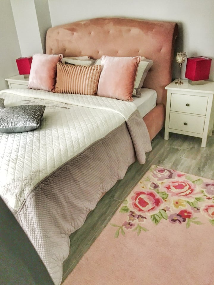 غرفة النوم 1