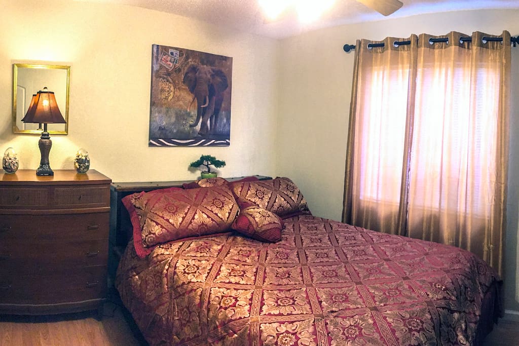 Plenty of Light in this Safari-themed bedroom