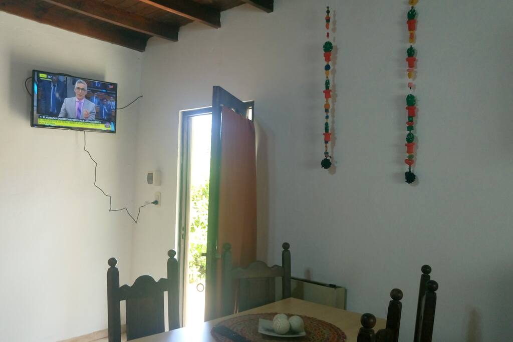 Entrada y comedor