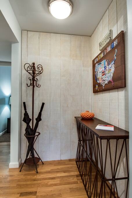 Inviting entry way, notice we provide umbrellas just in case.