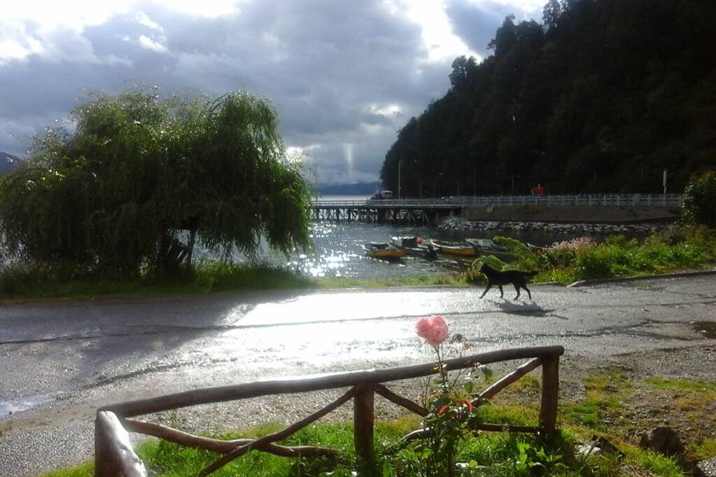 Vista al muelle de Puerto Cisnes