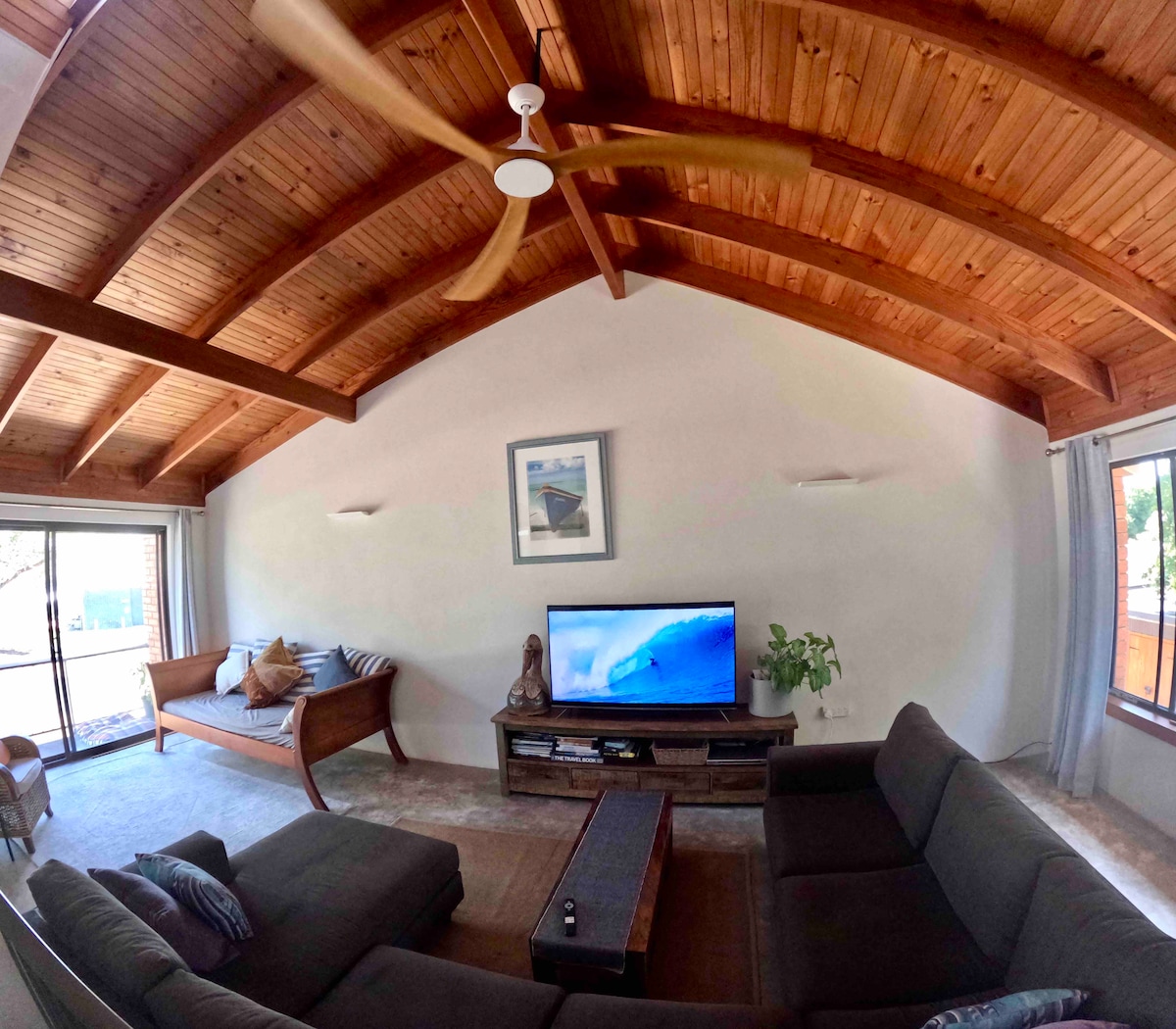 Successful Airbnb property: "Sunsets on Clarence!" - Waterfront townhouse in Iluka