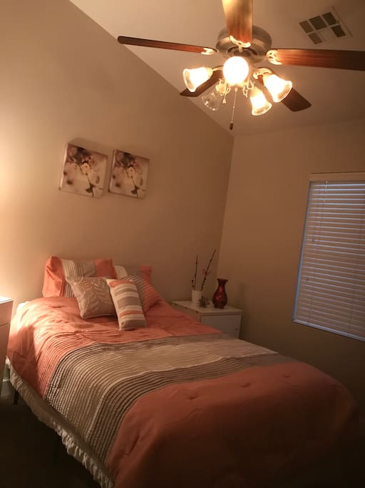 Queen size-Bedroom #1