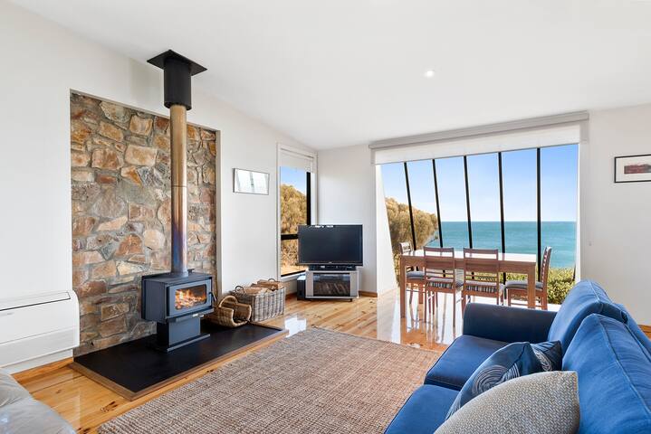 Hazards Hideaway gallery image 2