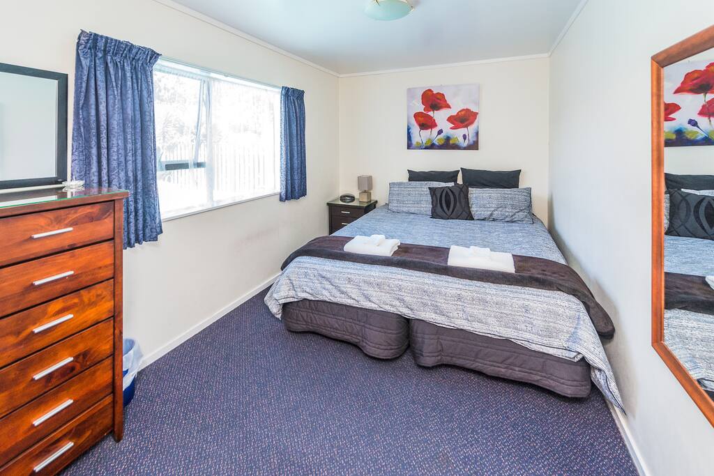Lodge family suite bedroom 1 of 2