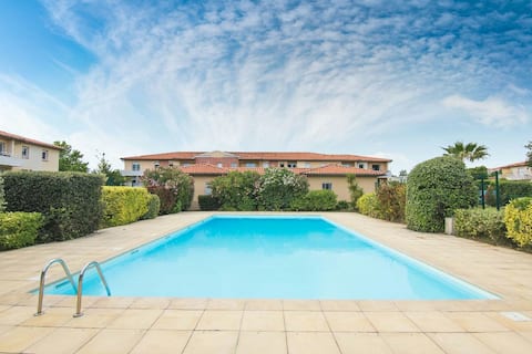 T2 avec clim,piscine,terrasse,tennis,parking,wifi