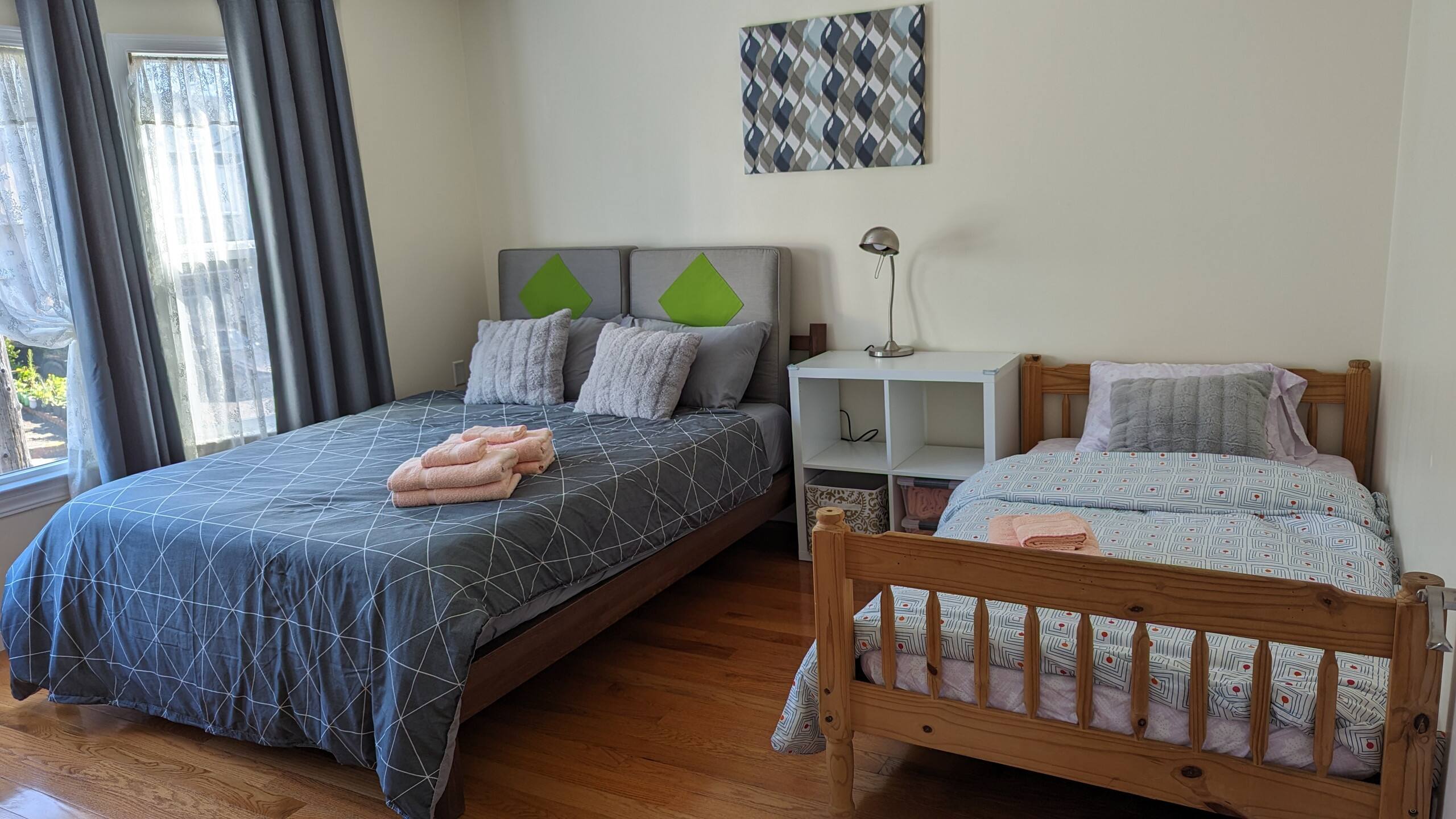 Home in San Francisco · ★4.8 · 3 bedrooms · 4 beds · 1.5 baths - Image 14