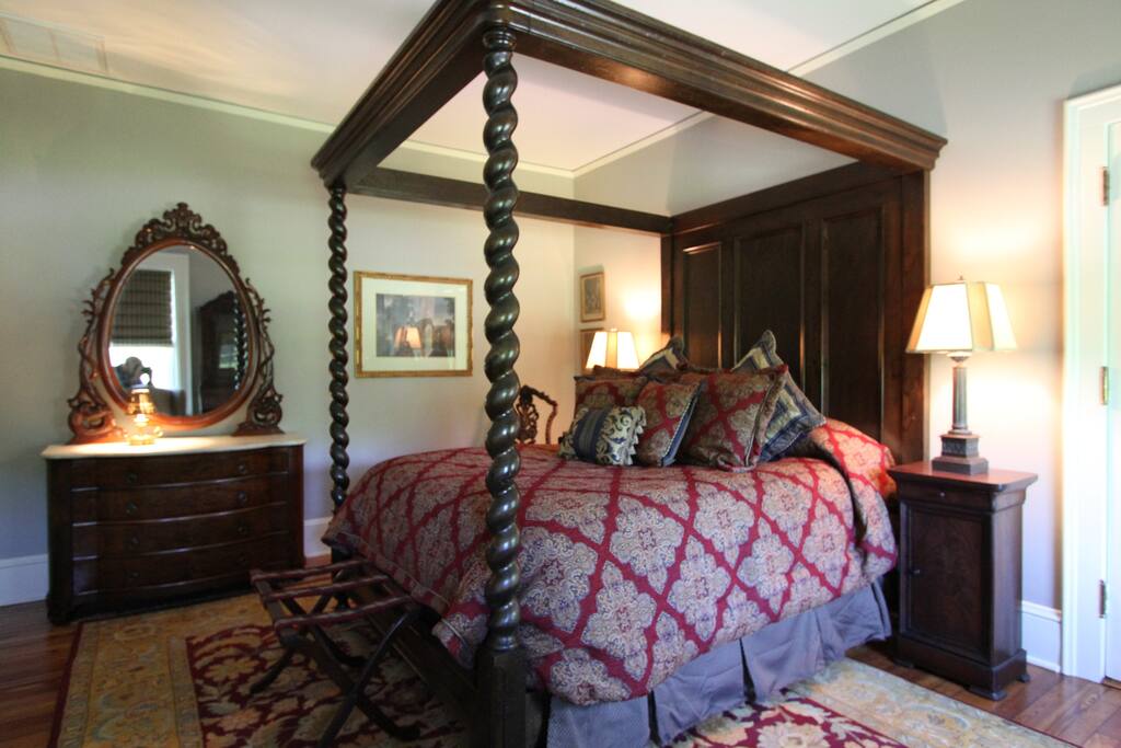 The Stratford Room