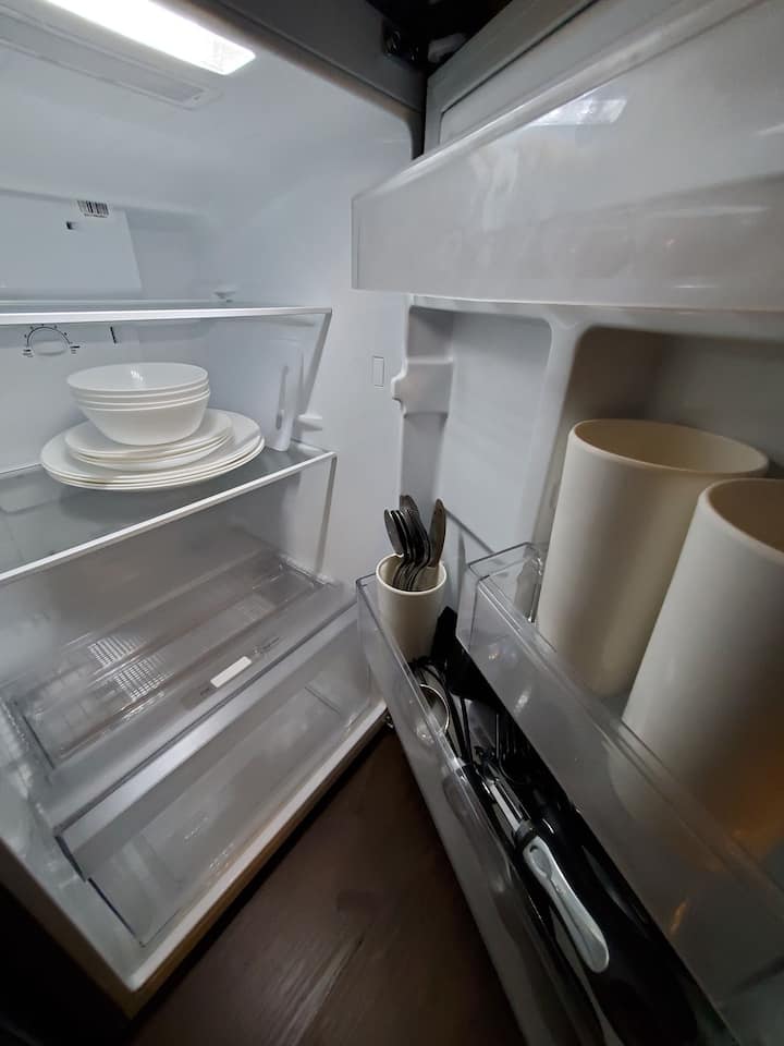 1br Lafayette Suite, Chateau Elysee Near Airport - Parañaque