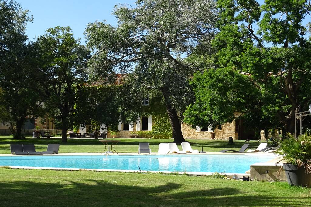 le mas de Marignan et le jardin