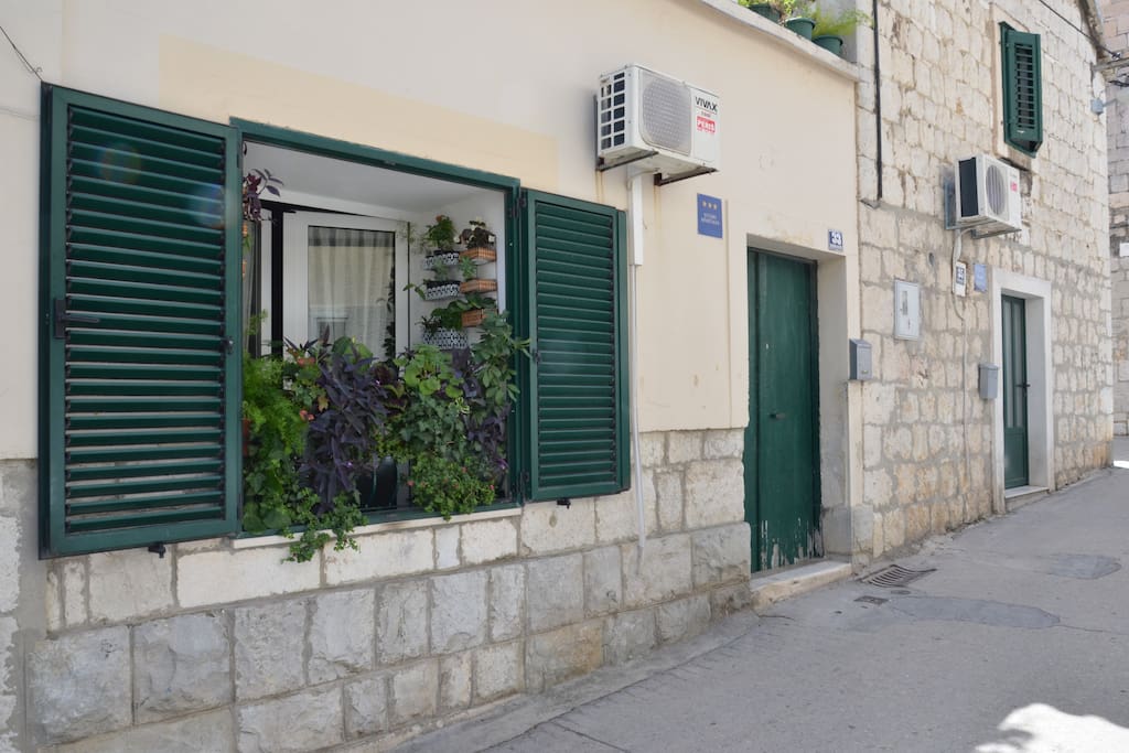 facade