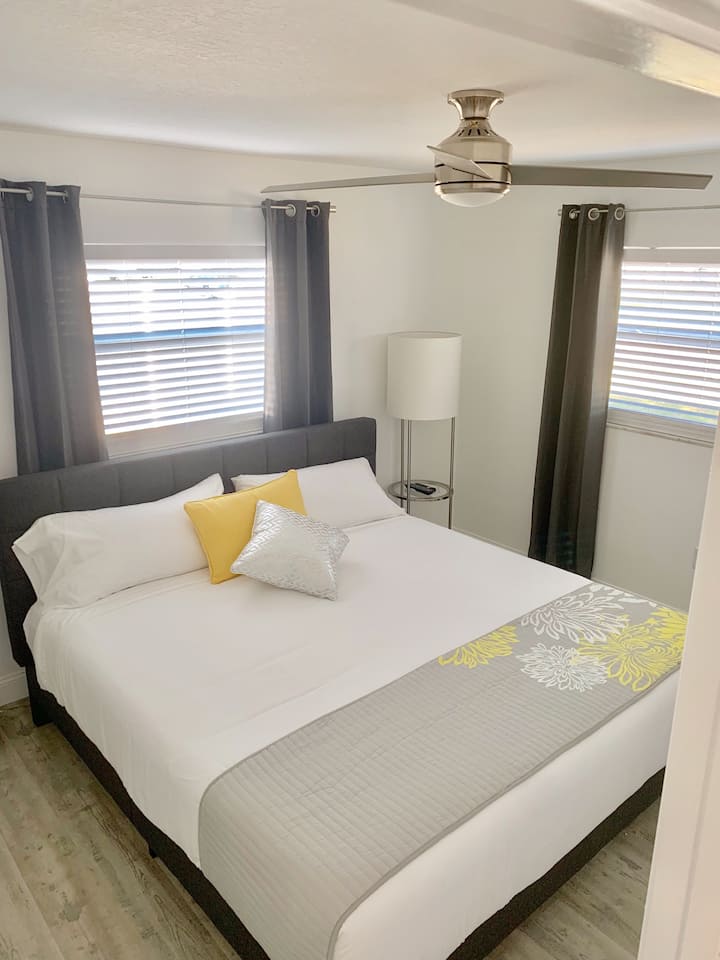 Суперголяма спалня