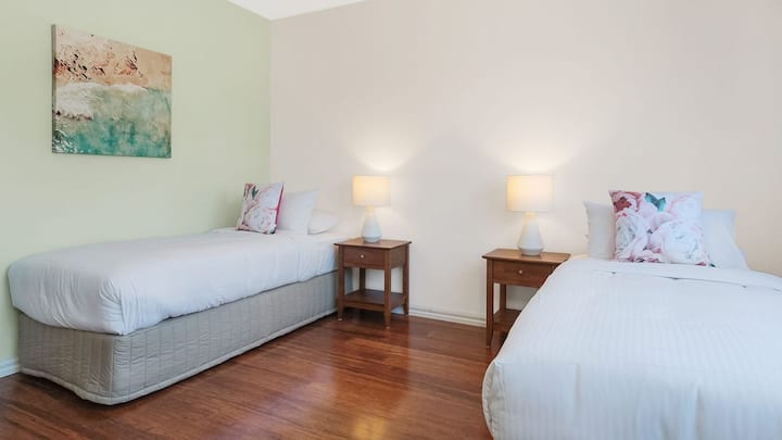 საძინებელი 4