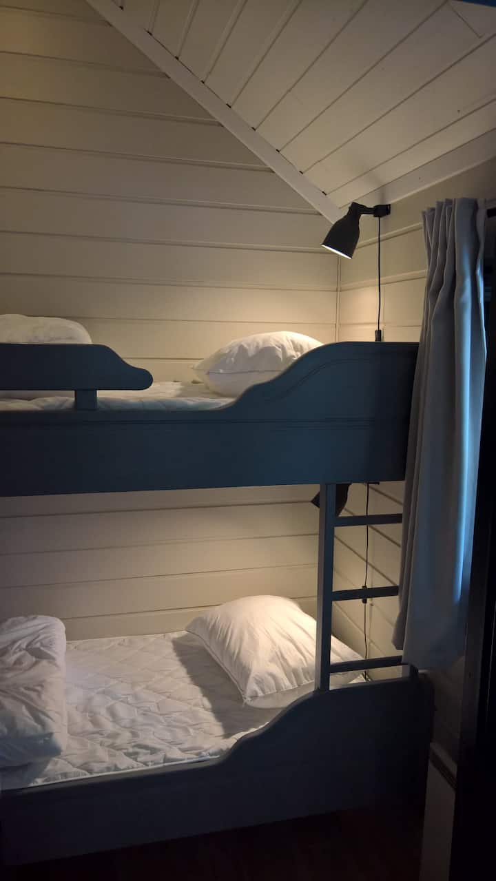 3号卧室， 1楼，带双层床2 x 80厘米