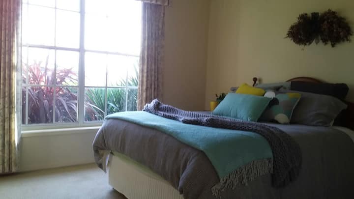 2 - ра спалня