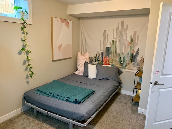 Lethbridge Vacation Rentals & Homes Alberta, Canada Airbnb