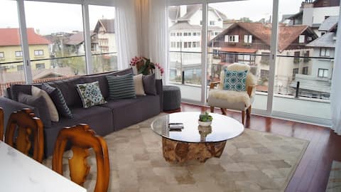 Cozy apt 100 meters from Covered Street