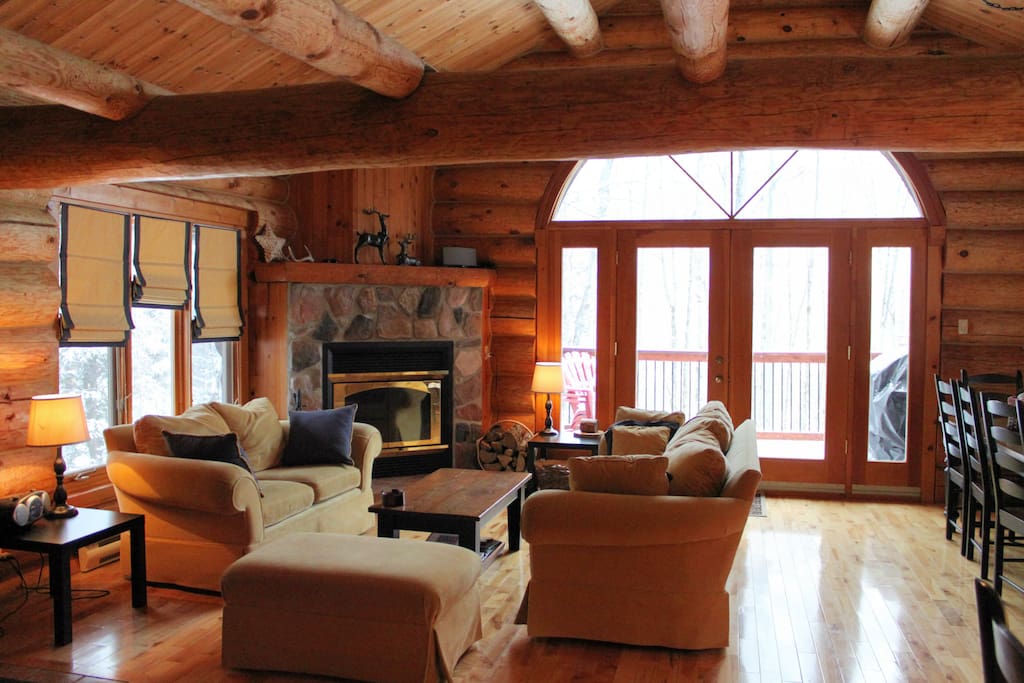 Open concept, great for spending quality time with family and friends