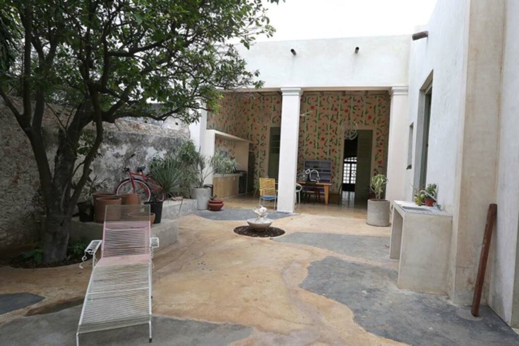Out door Kitchen with small dipping pool