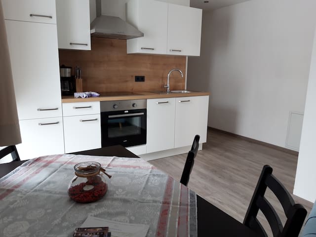 Studio apartment with private access