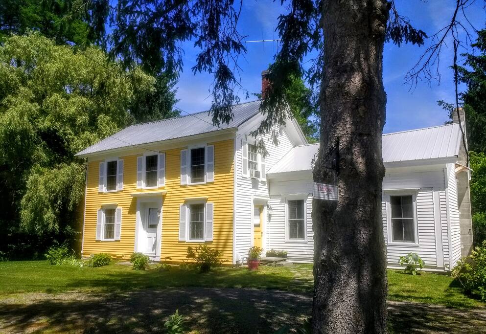 The Roost...a PEACEFUL SUMMER RETREAT Houses for Rent in Cooperstown, New York, United States