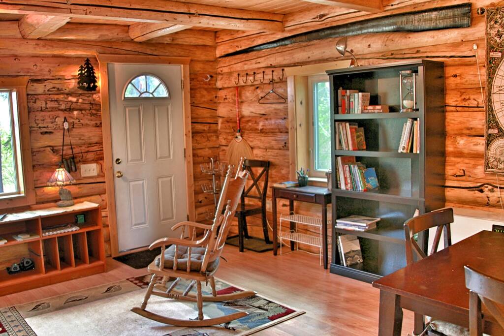 Cozy Alaskan Log Cabin Cabins For Rent In Fairbanks