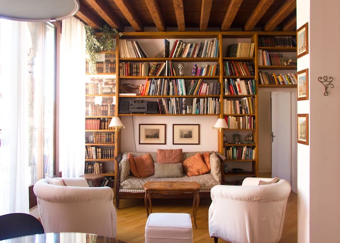 Cosy Apt in the heart of Venice