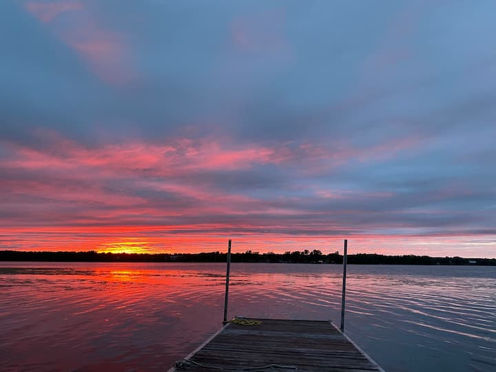 Rustic Lake House Cottages for Rent in Napanee, Ontario, Canada Airbnb